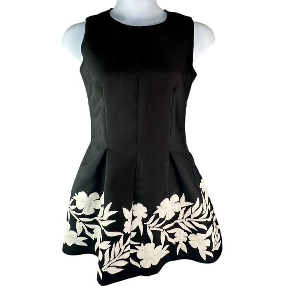Designer Inspired Black MIni Dress With Floral Embroidery Size Large NWT $799 - Picture 2 of 10